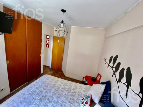 Venta-departamento - 2 Dormitorios-balcón-semipiso- Macrocentro