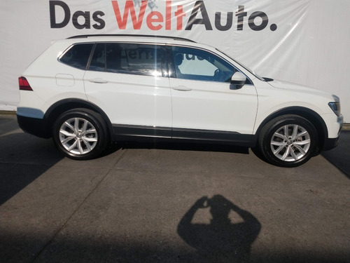 Imagen 2 de 14 de Volkswagen Tiguan Comfortline 1.4 7 Pasajeros Pile 2020