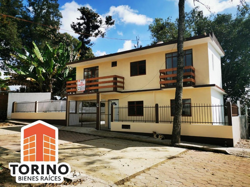 Imagen 2 de 24 de Casa - Francisco Ferrer Guardia