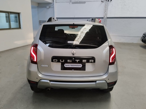 Imagen 9 de 15 de Renault Duster 2017 1.6 Ph2 4x2 Privilege 110cv