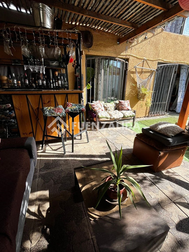 Casa En Venta De 3 Dorm Con Piscina En Puente Alto