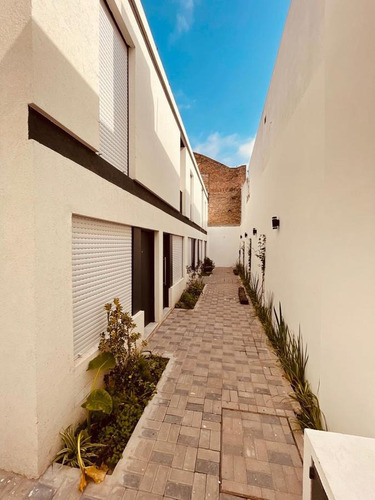 Imagen 12 de 14 de Venta Departamento Dúplex 1 Dormitorio Con Terraza - Pichincha