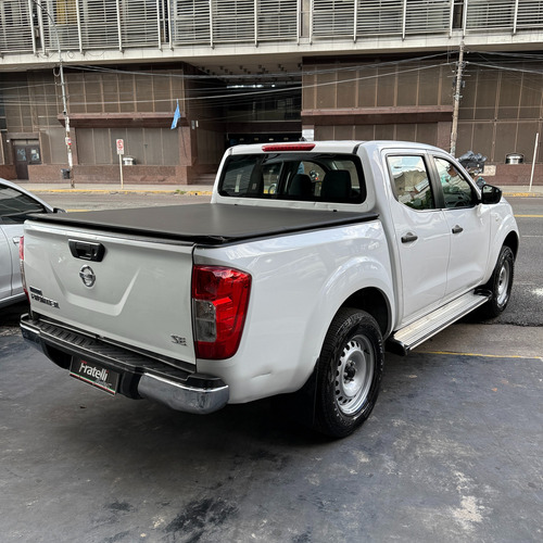 Nissan NP300 2.3 Frontier Se Cd 4x2 Mt