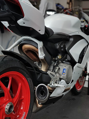 Imagen 18 de 25 de Ducati Panigale V2 White Entrega Inmediata! M