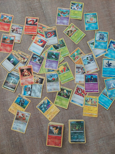 Mazo De 50 Cartas Pokemon Armado Al Azar (3 Brillis Seguro)