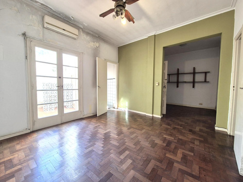 Casa En Venta Sobre Lote Propio. Dos Propiedades En Block
