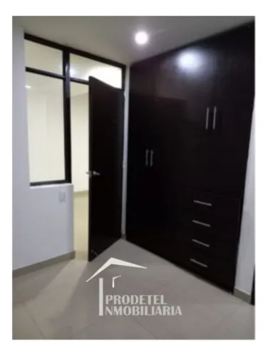 Edificio De Seis Apartamentos