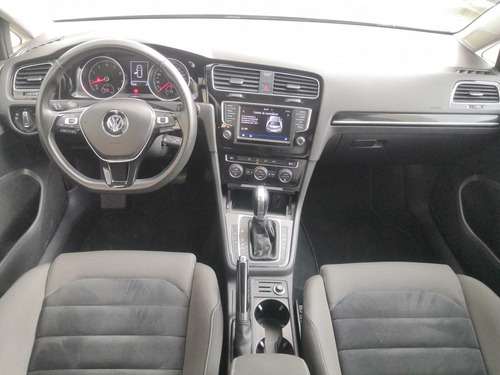 Imagen 12 de 15 de Volkswagen Golf 2017 1.4 Highline Dsg At