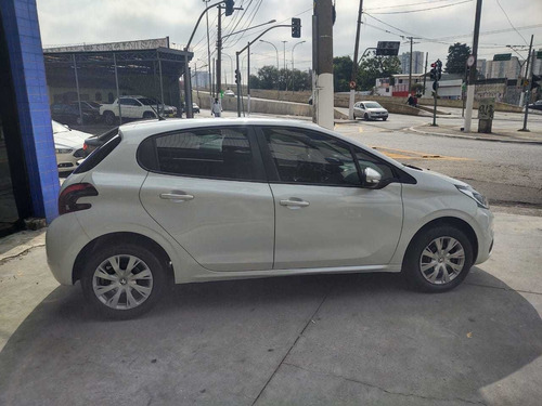Peugeot 208 2017 1.2 Active Flex 5p