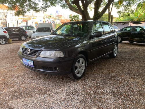 Volkswagen Gol 1.8 5p