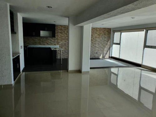 Imagen 4 de 12 de Casa Sola En Renta Gran Jardin