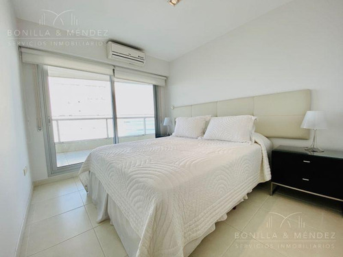 Seasons Tower, 2 Suites, Toilette, Dependencia De Servicio, Muy Buena Vista Al Puerto.