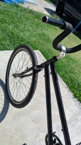 Imagem 1 de 6 de Bicicleta