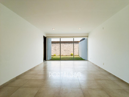 Imagen 2 de 25 de Casa En Venta En Zona Azul, Lomas De Angelópolis