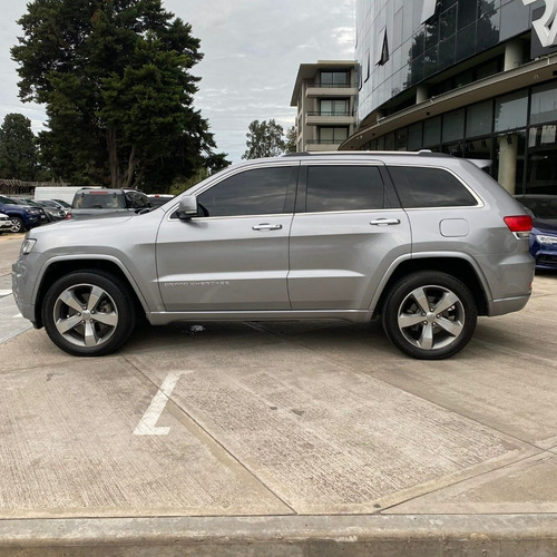 Imagen 4 de 20 de Jeep Grand Cherokee 3.6 Overland 286hp At