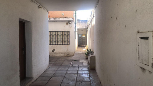 Planta Baja - 2 Dorm - Sin Expensas