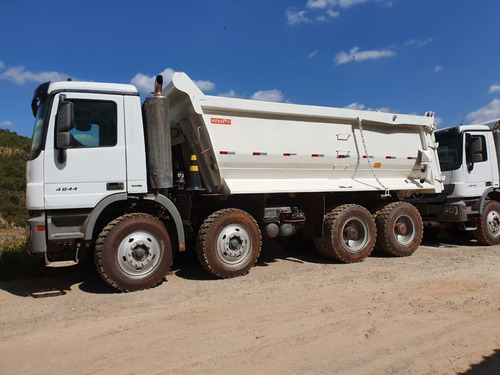 Imagem 8 de 15 de Mercedes-benz Actros 4844 8x4 Ano 2013/2014 Traçado