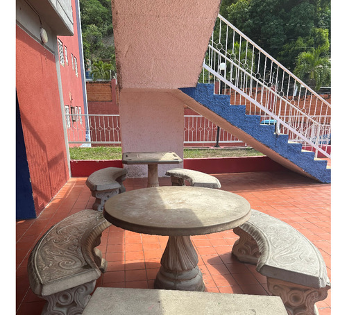 Apartamento En La Guaira Con Piscina