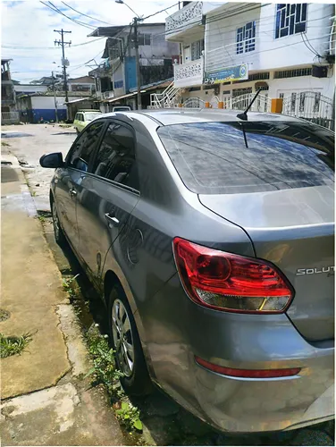 Kia Soluto 1.4 Emotion Mt