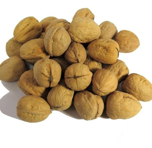 Nueces Con Cascara