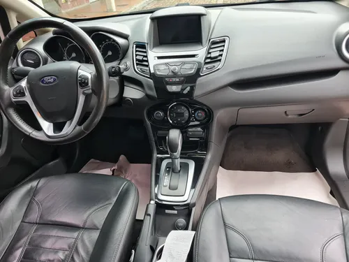 Ford Fiesta Titanium 1.6cc AT AA 4X2