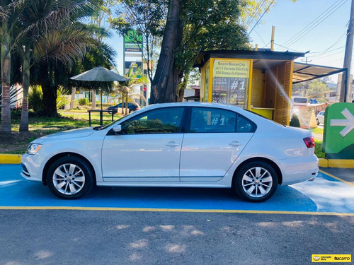 Volkswagen Jetta Vi 2.0 Comfortline