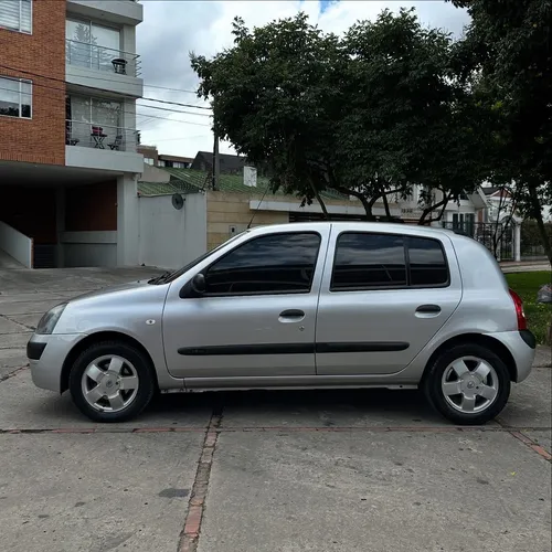 Renault Clio Automático