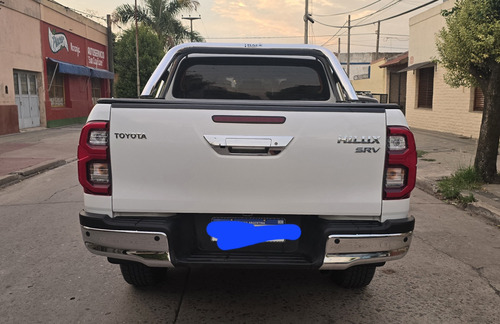 Toyota Hilux Pick-up 2.8 Cd Srv 177cv 4x4