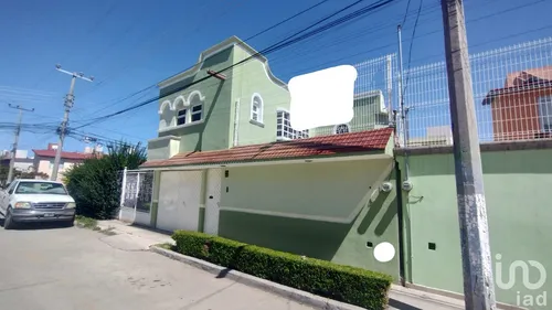 Venta Casa 4 Ambientes Issste