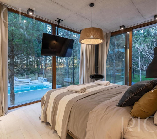 Casa En Venta Costa Esmeralda Con Pileta