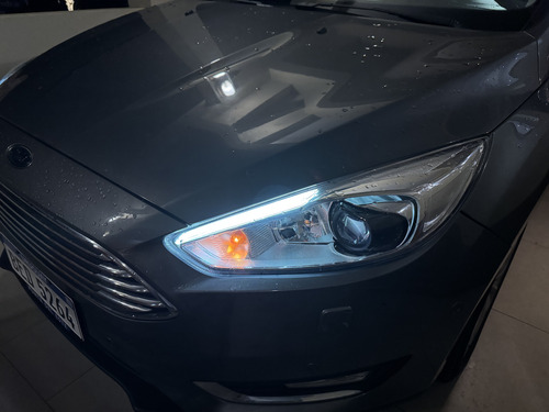 Ford Focus III 2.0 Sedan Titanium At6
