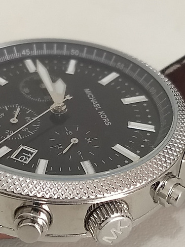 Michael Kors Crono = Seiko Omega Tissot Orient Citizen Rolex