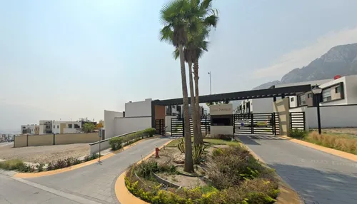 Aproveche Oportunidad, Casa De Remate Bancario En Valle Del Sereno, Fracc. Las Nubes. Col. Real Del Valle Santa Catarina-nuevo León