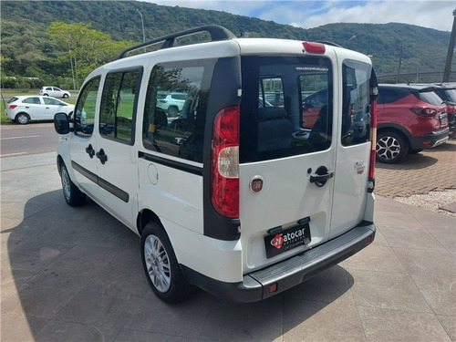 Imagem 6 de 12 de Fiat Doblo 1.8 Mpi Essence 7l 16v Flex 4p Manual