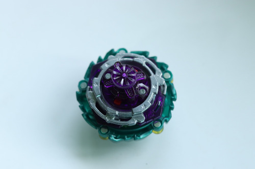 Beyblade Burts Sparking Curse Satán Takaratomy (Usado)