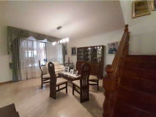 Vendo Casa 350m2 El Marqués 6479