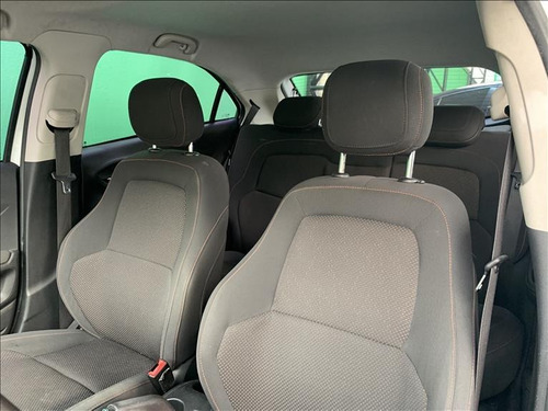 Chevrolet Onix 1.4 Mpfi Lt 8v Flex 4p Manual - Completo