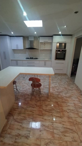Apartamento En Venta Los Roques Intercomunal Turmero