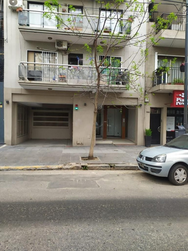 Venta Departamento 2 Ambientes C/frente Patio V. Urquiza