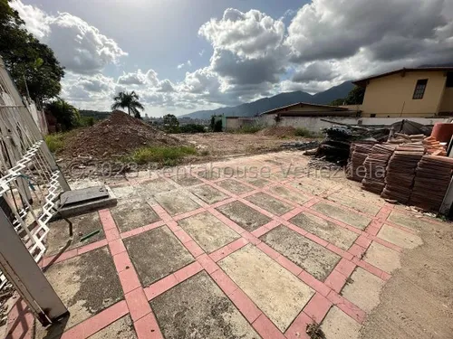 Terreno En Venta Chuao