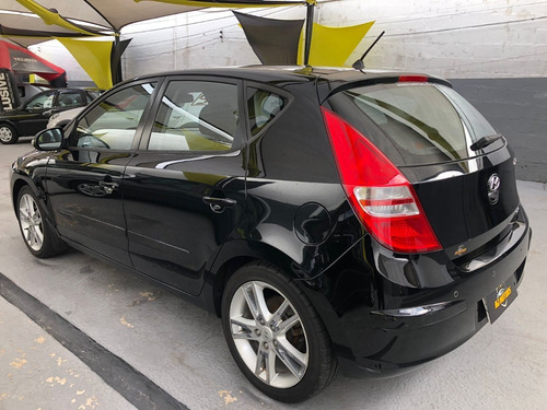 Imagem 8 de 10 de Hyundai I30 2.0 16v 4p Gls