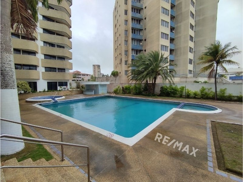 Imagen 19 de 19 de Town House En Edf. Atenea Suite
