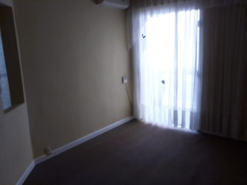 Imagen 9 de 12 de Inmobiliaria Rias Altas Vende Apartamento En 1º Piso A 4 Cuadras De La Imm