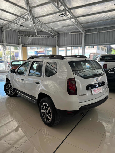 Imagen 14 de 23 de Renault Duster 2018 1.6 Ph2 4x4 Dakar 110cv