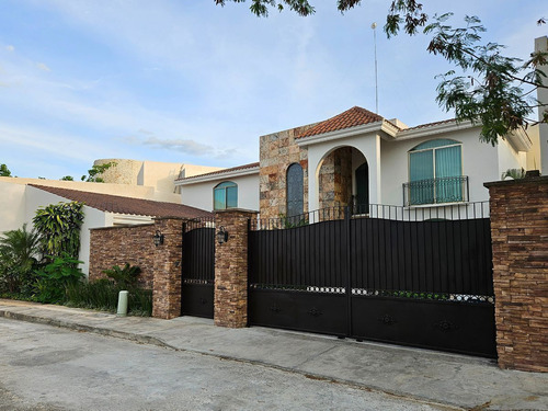 Casa En Renta Con Paneles Solares En La Exclusiva Zona De Temozón Norte