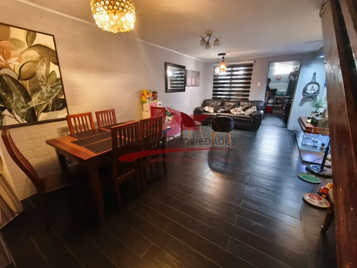 Imagen 4 de 20 de Casa De Dos Pisos, 4 Dormitorios 3 Baños, Lampa