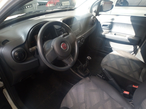 Imagem 9 de 10 de Fiat Mobi 2018 1.0 Like Flex 5p