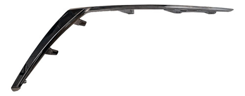 Moldura Paragolpe Cromada Derecha Nissan Kicks 2021-2025 Cromado