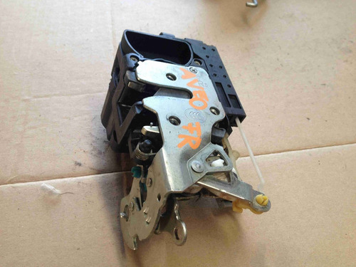 Imagen 2 de 8 de Mecanismo Chapa Seguro Electrico Gm Aveo G3 Del. Der. Orig.