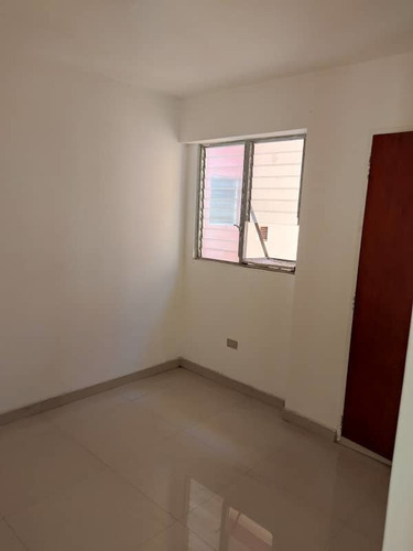 Imagen 7 de 8 de Apartemento En Venta